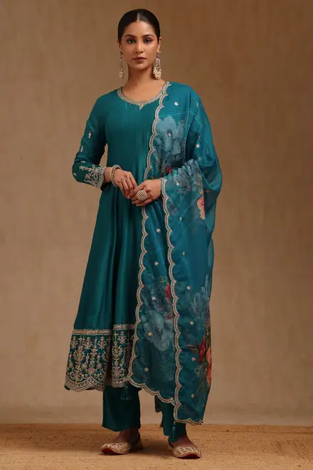 Teal Dola Silk Embroidered Suit Set With Thread Work